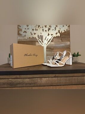 Elisabet Tang Square Open Toe Strappy Ankle 3" Block Heel Sandals in White 9.5